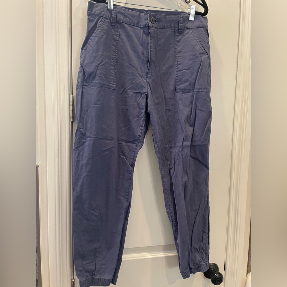 Eddie Bauer Women’s Rip Stop Hiking pants. Blue. Size 10. $15